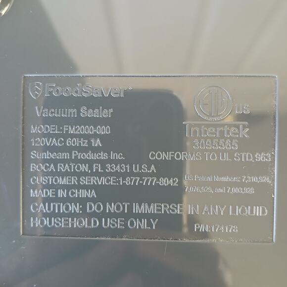 Sunbeam FoodSaver Vacuum Sealer meal prep 17"x6"x4" short cord model FM2000-000 - Picture 7 of 7